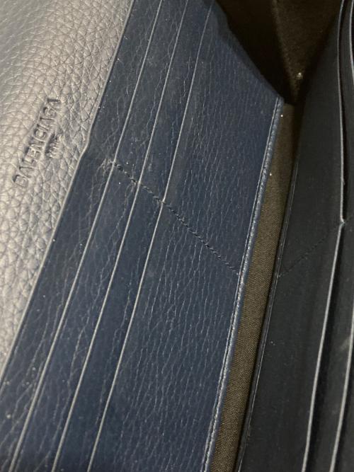 BALENCIAGA（バレンシアガ）BALENCIAGA (バレンシアガ) パンチング加工ウォレット ブルーの古着・服飾アイテム