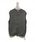 JOHN MASON SMITHジョンメイソンスミス）の古着「7G CREW NECK FRONT BUTTON VEST」｜グレー