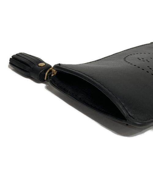 ANYA HINDMARCH（アニヤ・ハインドマーチ）ANYA HINDMARCH (アニヤ・ハインドマーチ) コインケース ブラックの古着・服飾アイテム