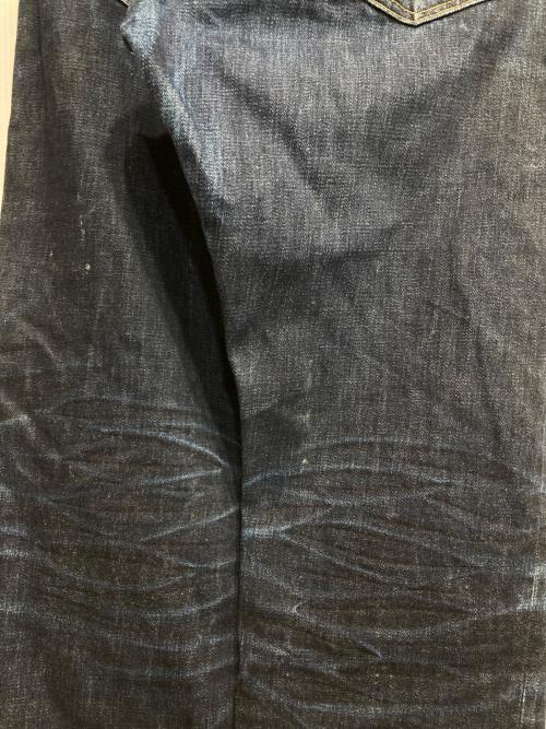 MOMOTARO JEANS（桃太郎ジーンズ）MOMOTARO JEANS (桃太郎ジーンズ) 出陣スリムストレートデニムパンツ インディゴ サイズ:-の古着・服飾アイテム