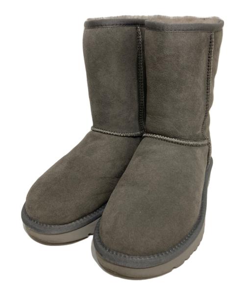 UGG（アグ）UGG (アグ) CLASSIC SHORT II グレー サイズ:23の古着・服飾アイテム