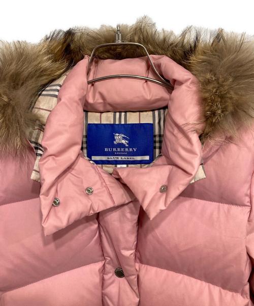 BURBERRY BLUE LABEL（バーバリーロンドンブルーレーベル）BURBERRY BLUE LABEL (バーバリーロンドンブルーレーベル) ダウンコート ライトピンク サイズ:36の古着・服飾アイテム