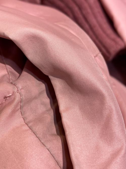 BURBERRY BLUE LABEL（バーバリーロンドンブルーレーベル）BURBERRY BLUE LABEL (バーバリーロンドンブルーレーベル) ダウンコート ライトピンク サイズ:36の古着・服飾アイテム