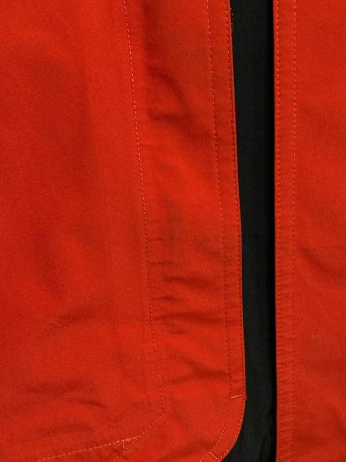 NIKE ACG（ナイキエーシージー）NIKE ACG (ナイキエーシージー) GORE-TEX JACKET レッド×ブラック サイズ:Sの古着・服飾アイテム