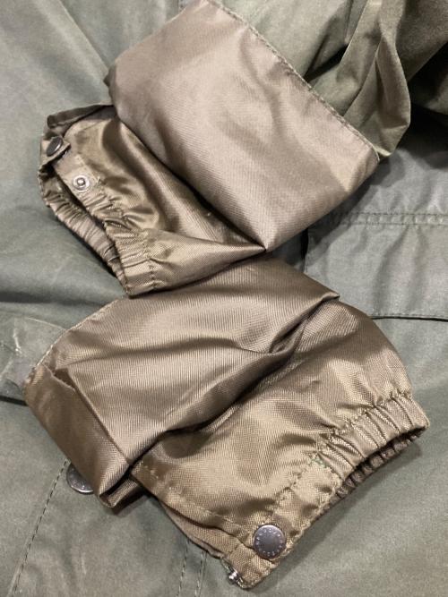 Barbour（バブアー）Barbour (バブアー) SPAY JACKET ブラウン×オリーブ サイズ:Sの古着・服飾アイテム
