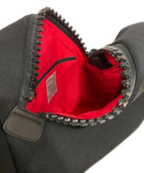 kawa-kawa（カワカワ）kawa-kawa (カワカワ) ビックファスナーショルダーバッグ ブラックの古着・服飾アイテム