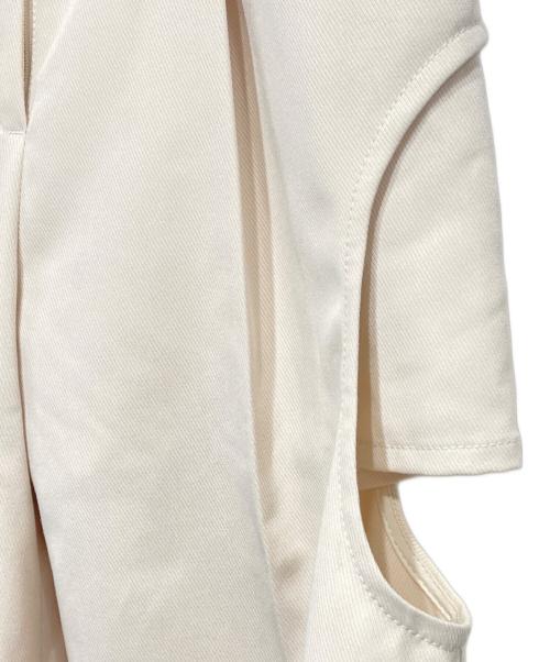 CLANE（クラネ）CLANE (クラネ) サイドサークル カット パンツ ベージュの古着・服飾アイテム