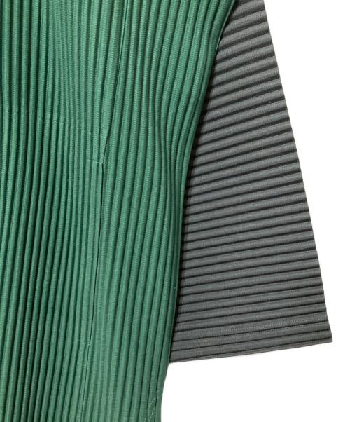 HOMME PLISSE ISSEY MIYAKE（オム プリッセ イッセイ ミヤケ）HOMME PLISSE ISSEY MIYAKE (オム プリッセ イッセイ ミヤケ) カラーブロックオーバーサイズジャケット ベージュ×グリーン サイズ:-の古着・服飾アイテム