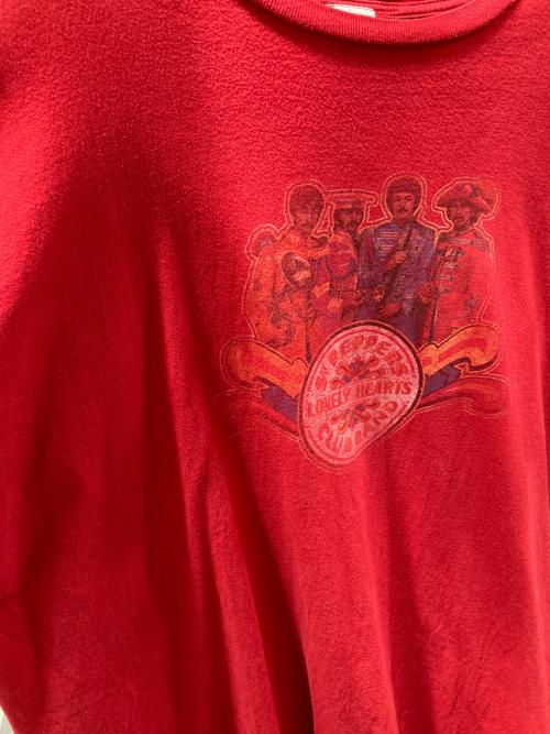 THE BEATLES（ビートルズ）THE BEATLES (ビートルズ) CYGNUS (シグナス) アルバムプリントTシャツ レッド サイズ:XXLの古着・服飾アイテム