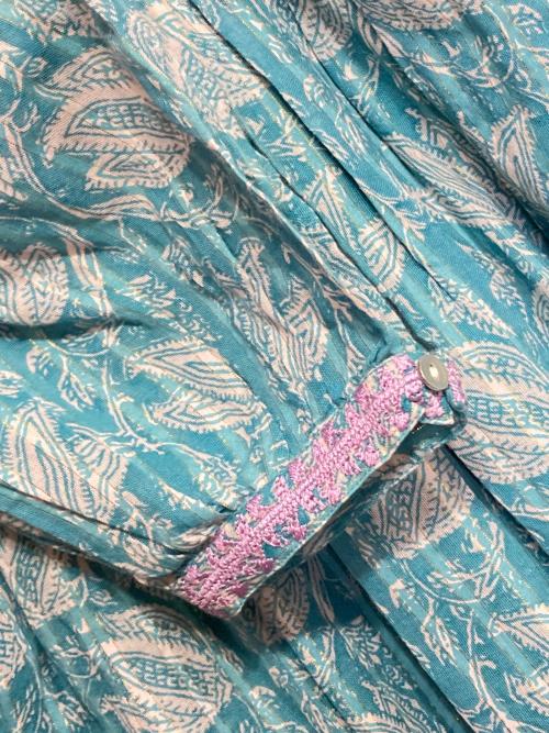 ne quittez pas（ヌキテパ）ne quittez pas (ヌキテパ) Cotton Lurex Tulip Print Yoke Embroidery Dress ブルー サイズ:Sの古着・服飾アイテム