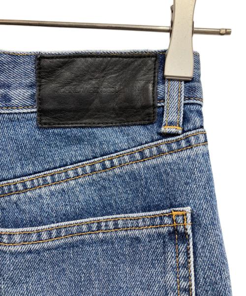 JOHN LAWRENCE SULLIVAN（ジョン ローレンス サリバン）JOHN LAWRENCE SULLIVAN (ジョン ローレンス サリバン) FLARED DENIM PANTS インディゴ サイズ:46の古着・服飾アイテム