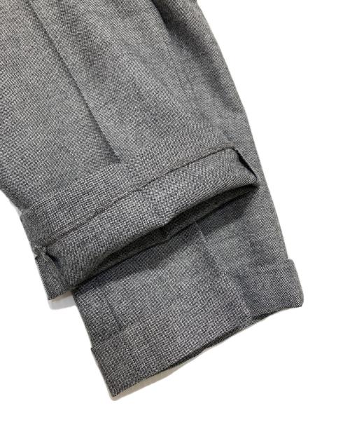 BLACK LABEL CRESTBRIDGE（ブラックレーベル クレストブリッジ）BLACK LABEL CRESTBRIDGE (ブラックレーベル クレストブリッジ) セットアップスーツ グレー サイズ:-の古着・服飾アイテム