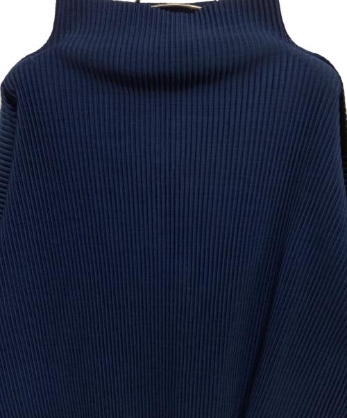 me ISSEY MIYAKE（ミーイッセイ ミヤケ）me ISSEY MIYAKE (ミーイッセイ ミヤケ) ハイネックプリーツカットソー ネイビー サイズ:-の古着・服飾アイテム