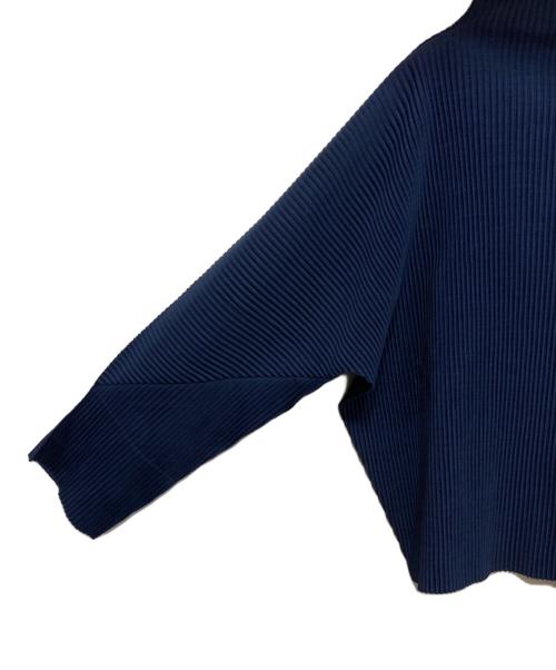 me ISSEY MIYAKE（ミーイッセイ ミヤケ）me ISSEY MIYAKE (ミーイッセイ ミヤケ) ハイネックプリーツカットソー ネイビー サイズ:-の古着・服飾アイテム