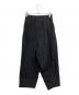ISSEY MIYAKE (イッセイミヤケ) ラップテーパードパンツ ブラック サイズ:M：14000円