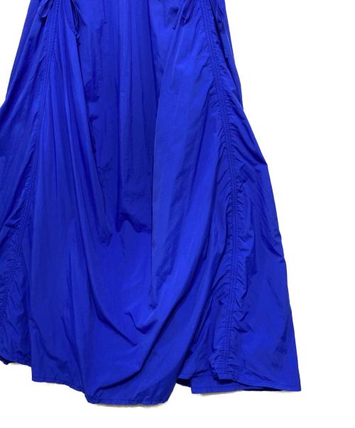 emmi（エミ）emmi (エミ) ナイロンエアーボリュームワンピース ブルーの古着・服飾アイテム