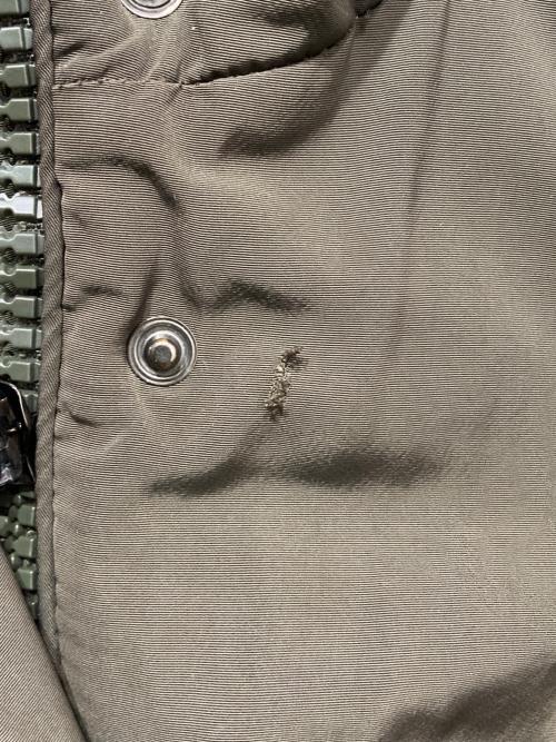 MONCLER（モンクレール）MONCLER (モンクレール) CERISIER GIUBBOTTOダウンコート カーキの古着・服飾アイテム