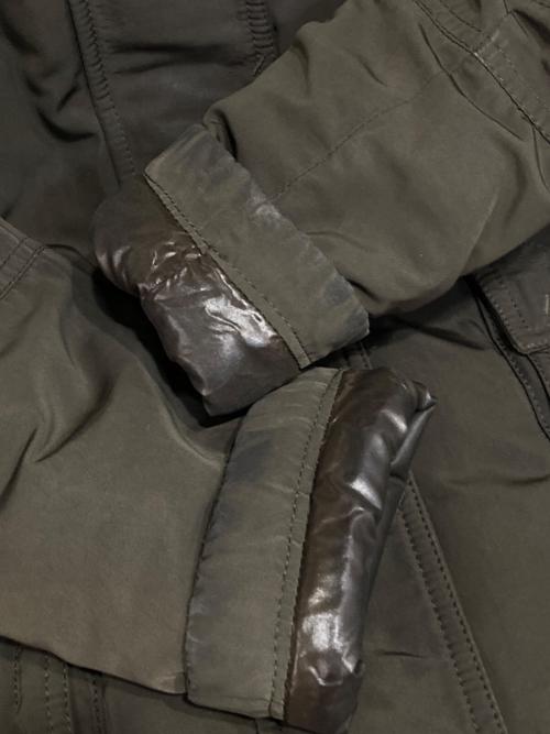 MONCLER（モンクレール）MONCLER (モンクレール) CERISIER GIUBBOTTOダウンコート カーキの古着・服飾アイテム