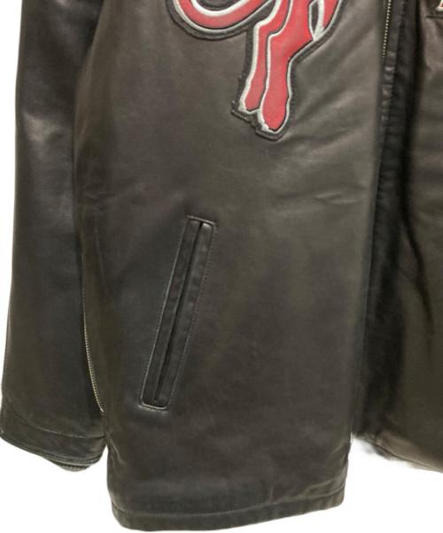 AVIREX（アヴィレックス）AVIREX (アヴィレックス) レザー刺繍スタジャン レッド×ブラック サイズ:XLの古着・服飾アイテム