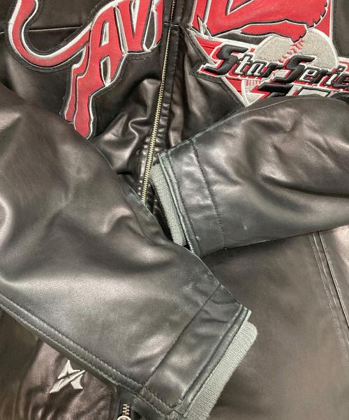 AVIREX（アヴィレックス）AVIREX (アヴィレックス) レザー刺繍スタジャン レッド×ブラック サイズ:XLの古着・服飾アイテム