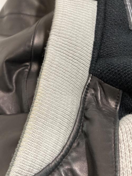 AVIREX（アヴィレックス）AVIREX (アヴィレックス) レザー刺繍スタジャン レッド×ブラック サイズ:XLの古着・服飾アイテム