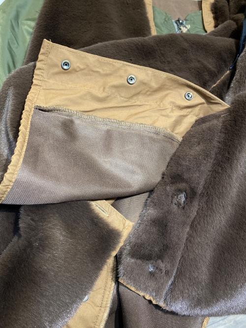 etsinta（エシンタ）etsinta (エシンタ) ファー切替ジャケット ブラウン×オリーブ サイズ:ONEの古着・服飾アイテム