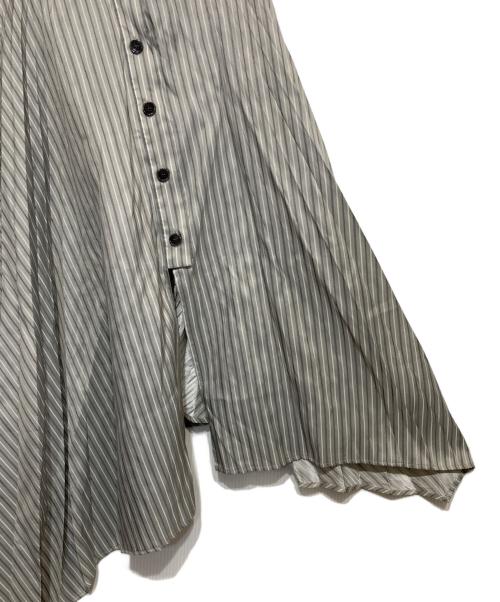 Acne studios（アクネ ストゥディオス）Acne studios (アクネ ストゥディオス) プリーツフレアスカート グレー×ホワイト サイズ:34の古着・服飾アイテム