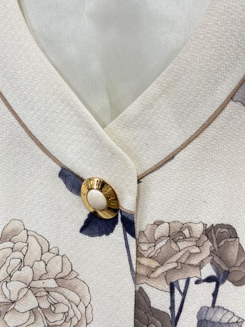 LEONARD（レオナール）LEONARD (レオナール) フラワープリントトリムジャケット ベージュ サイズ:11ARの古着・服飾アイテム