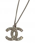 CHANELシャネル）の古着「ライトストーンココマークネックレス」｜シルバー