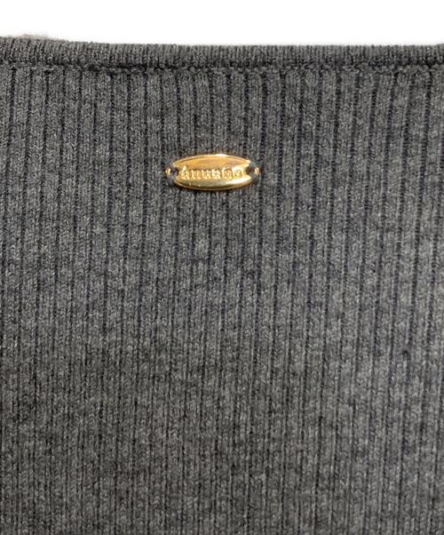 anuans（アニュアンス）anuans (アニュアンス) シルクカシミアブレンドデコルテリブニット グレー サイズ:Fの古着・服飾アイテム