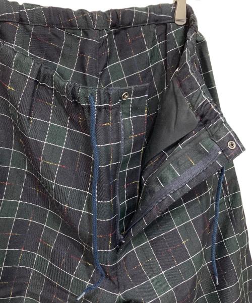 BEAMS PLUS（ビームスプラス）BEAMS PLUS (ビームスプラス) タータンチェック ミリタリー イージーパンツ ホワイト×ネイビー サイズ:Ｍの古着・服飾アイテム