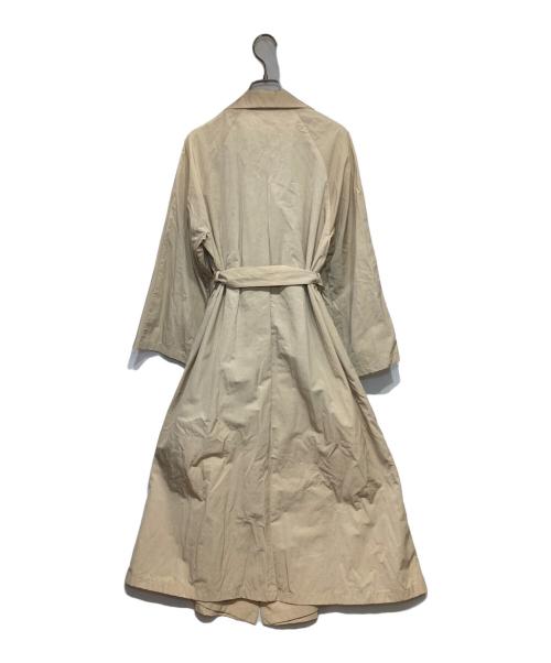 Rouge vif（ルージュヴィフ）Rouge vif (ルージュヴィフ) ナイロンコート ベージュ サイズ:記載無しの古着・服飾アイテム