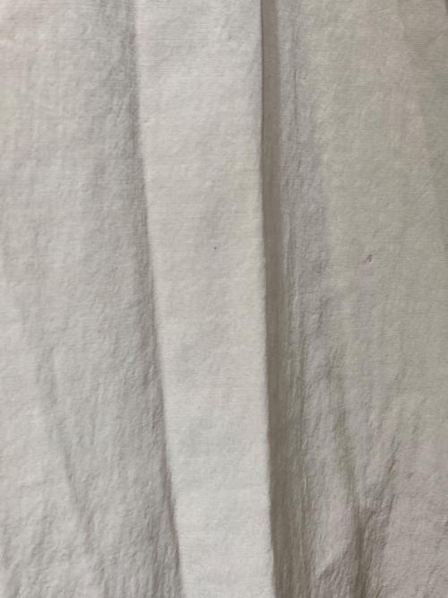 Rouge vif（ルージュヴィフ）Rouge vif (ルージュヴィフ) ナイロンコート ベージュ サイズ:記載無しの古着・服飾アイテム