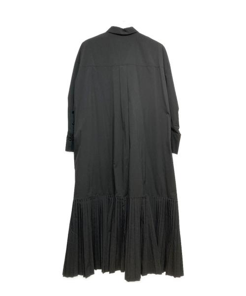 ADORE（アドーア）ADORE (アドーア) ポリエステルパラシュートクロスワンピース ブラック サイズ:38の古着・服飾アイテム