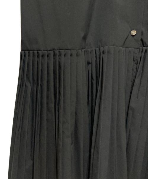 ADORE（アドーア）ADORE (アドーア) ポリエステルパラシュートクロスワンピース ブラック サイズ:38の古着・服飾アイテム