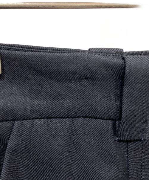 MIU MIU（ミュウミュウ）MIU MIU (ミュウミュウ) コードラッププリーツスカート ネイビー サイズ:40の古着・服飾アイテム