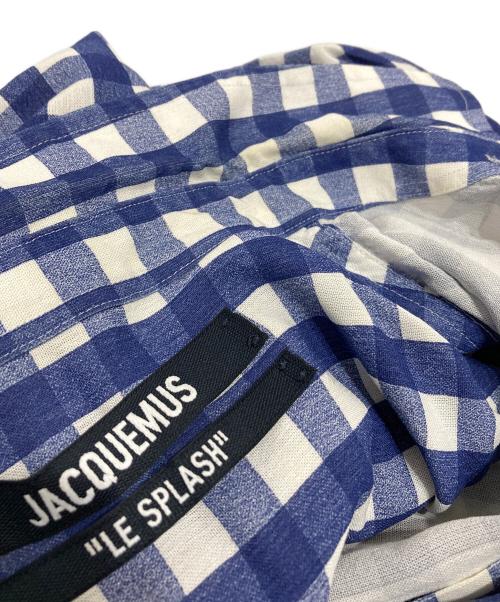 jacquemus（ジャックムス）JACQUEMUS (ジャックムス) LE SPLASH-ギンガムチェックシャツ ブルー×ホワイト サイズ:50の古着・服飾アイテム