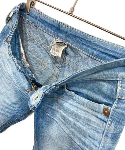 TRUE RELIGION（トゥルー レリジョン）TRUE RELIGION (トゥルー レリジョン) JOEYフレアデニムパンツ インディゴ サイズ:24の古着・服飾アイテム