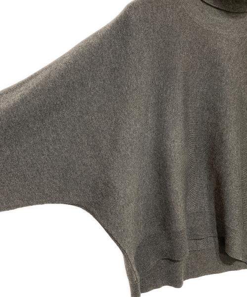 BEARDSLEY（ビアズリー）BEARDSLEY (ビアズリー) ハイネックドルマンニット グレー サイズ:Fの古着・服飾アイテム