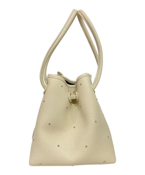 VASIC（ヴァジック）VASIC (ヴァジック) TOMORROW LAND (トゥモローランド) 【別注】VASIC BOND MINI MINI STUDS シルバー×アイボリーの古着・服飾アイテム