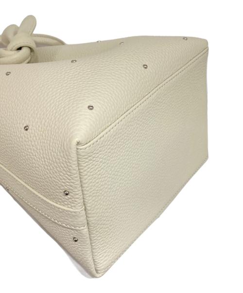 VASIC（ヴァジック）VASIC (ヴァジック) TOMORROW LAND (トゥモローランド) 【別注】VASIC BOND MINI MINI STUDS シルバー×アイボリーの古着・服飾アイテム