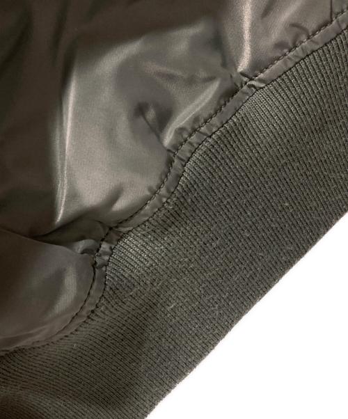 AVIREX（アヴィレックス）AVIREX (アヴィレックス) L-2B ブラックエース-フライトジャケット オリーブ サイズ:Mの古着・服飾アイテム