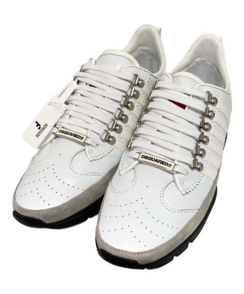 DSQUARED2（ディースクエアード）DSQUARED2 (ディースクエアード) LACE UP LOW TOP SNEAKERS グレー×ホワイト サイズ:42の古着・服飾アイテム