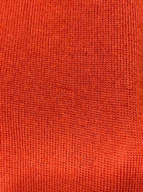 Maison Margiela（メゾンマルジェラ）Maison Margiela (メゾンマルジェラ) Vネックニット オレンジ サイズ:1の古着・服飾アイテム