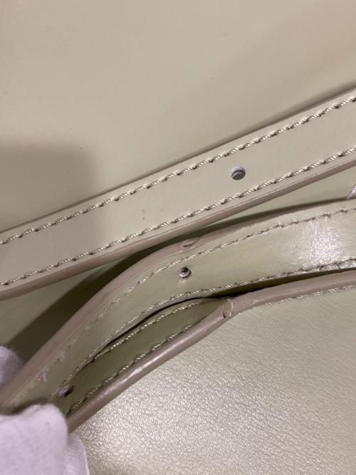 MM6 Maison Margiela（エムエムシックスメゾンマルジェラ）MM6 Maison Margiela (エムエムシックスメゾンマルジェラ) ニューメリック-ショルダーバッグ シルバー×グリーンの古着・服飾アイテム