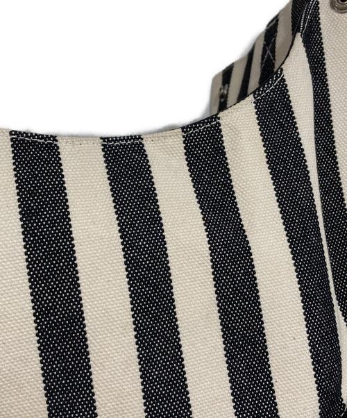 HERMES（エルメス）HERMES (エルメス) カンヌPM-ハンドバッグ ネイビー×アイボリーの古着・服飾アイテム