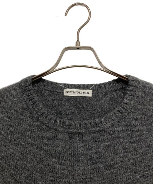 ISSEY MIYAKE MEN（イッセイミヤケメン）ISSEY MIYAKE MEN (イッセイミヤケメン) ウールニット グレー サイズ:Lの古着・服飾アイテム