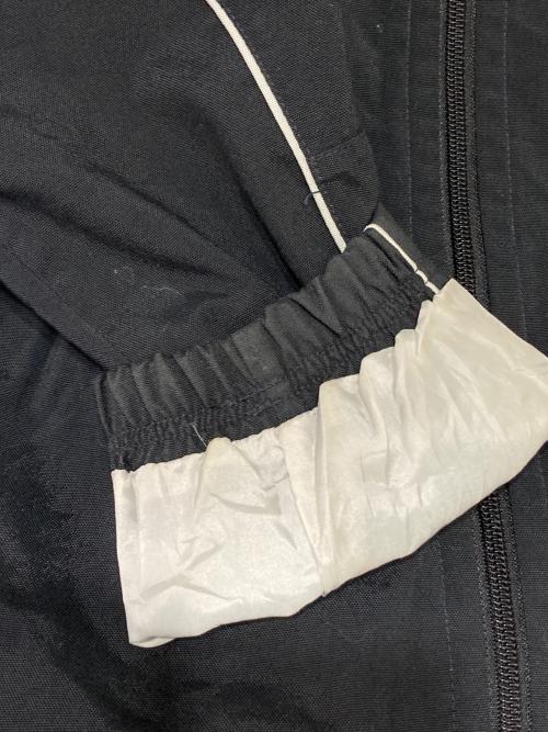 NIKE（ナイキ）NIKE (ナイキ) ジップアップジャケット グレー×ブラック サイズ:Lの古着・服飾アイテム