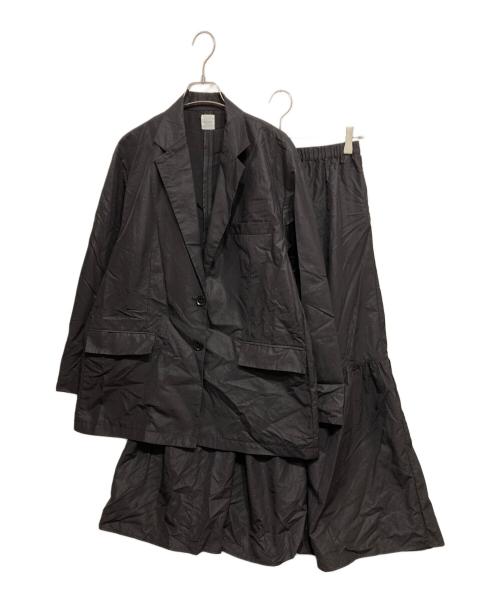 earthy（アーシー）earthy (アーシー) レザーナイロンBIGテーラードジャケット/レザーナイロンティアードスカート セットアップ ブラック サイズ:Ｆの古着・服飾アイテム