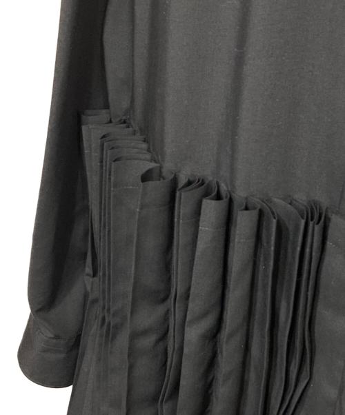 COMME des GARCONS（コムデギャルソン）COMME des GARCONS (コムデギャルソン) ポリエステルスパンブロードプリーツブラウス ブラック サイズ:Sの古着・服飾アイテム